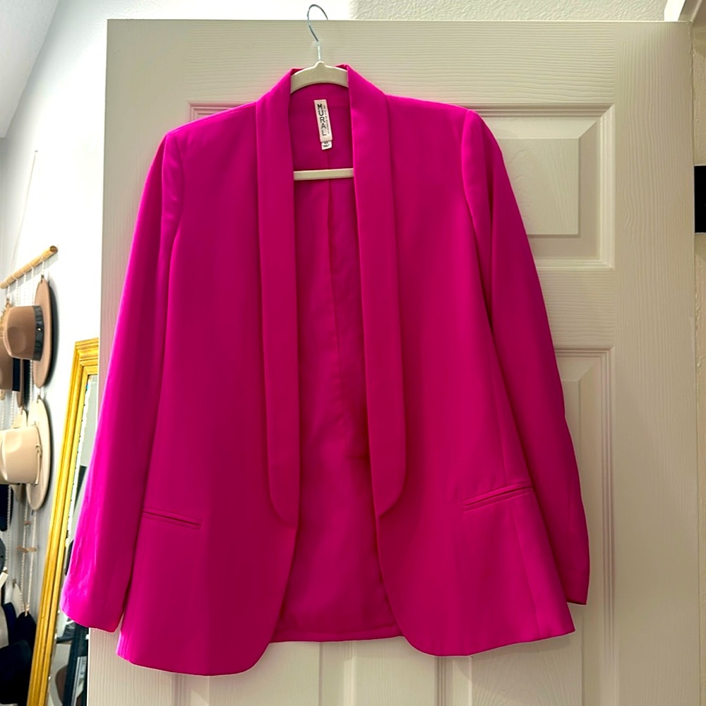 Hot pink power blazer - valentines outfit